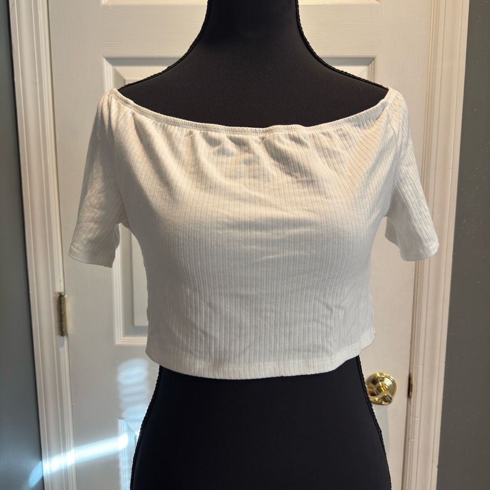 SHEIN White Off-Shoulder Women's Crop Top US 6